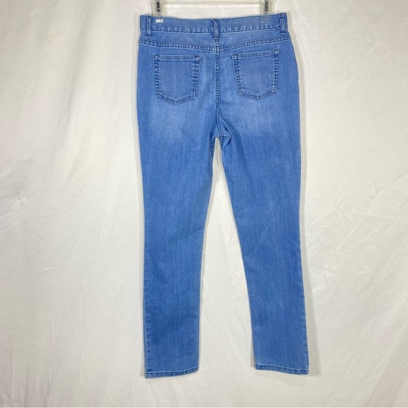 Children’s Place Light Wash Jeans - Picture 3 of 8